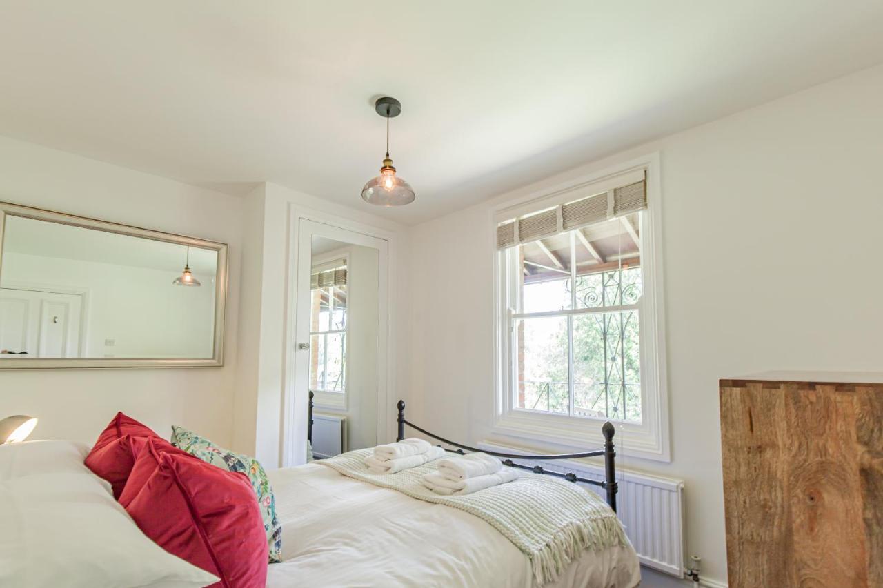 Outstandingly Beautiful Apartment With Parking Oxford Exterior foto